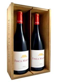 Crno vino Finca Martelo 2016 - Caja de Madera 2 Botellas 